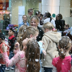 Indoor Snow Machines in Shopping Centre